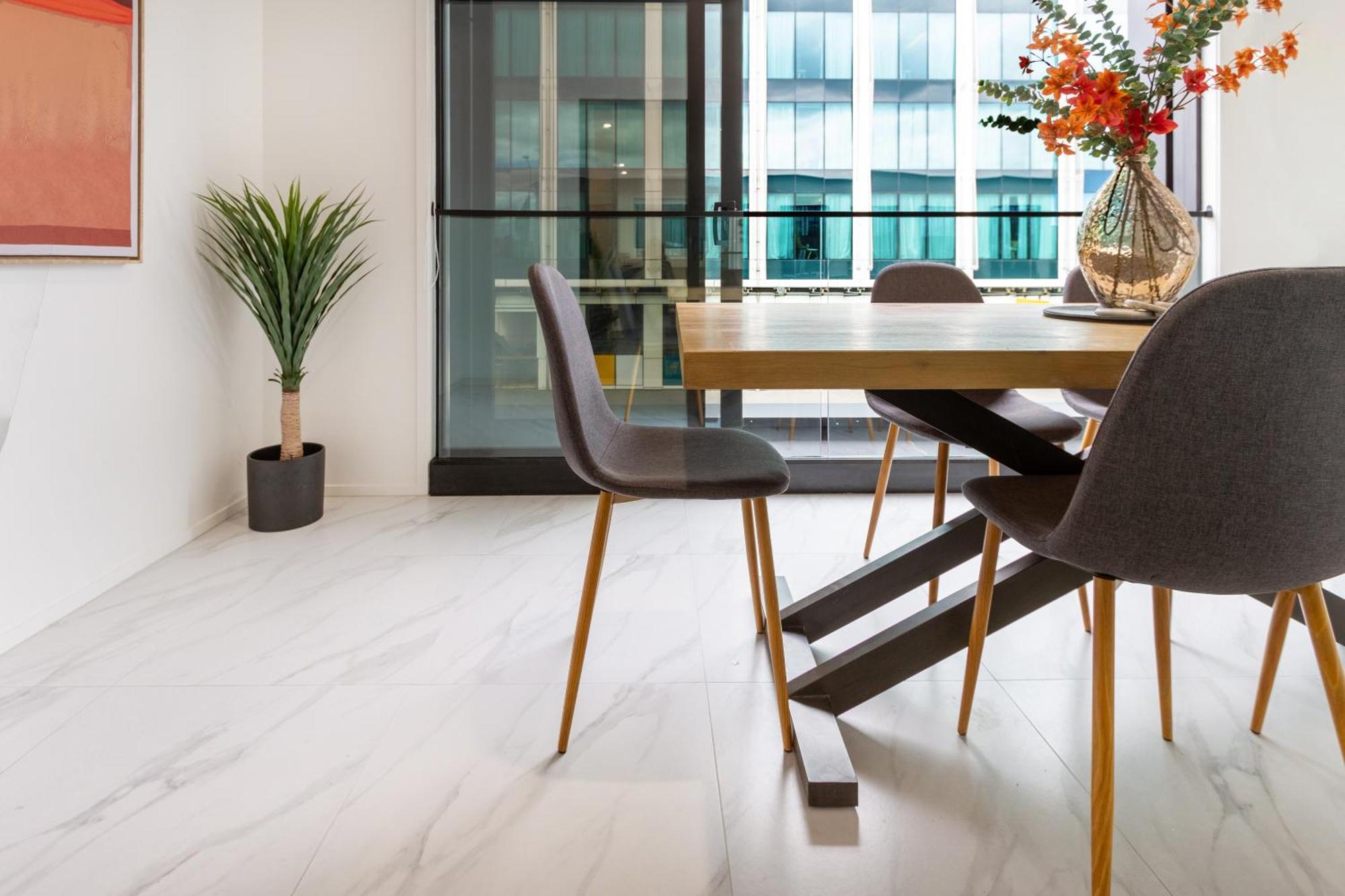 Luxury Living: 2-Bedroom Retreat In Christchurch Exterior foto